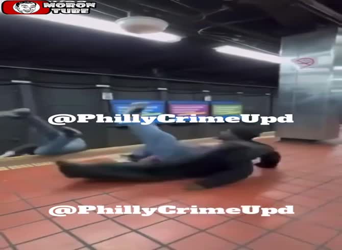 Video :Before a train comes, he puts a man on the metro rails